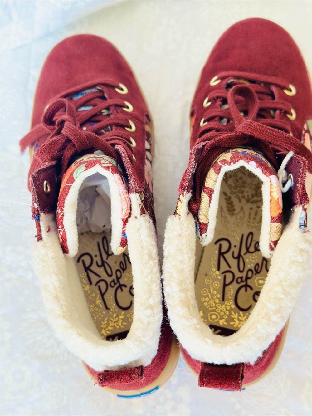 NWT 7.5 Keds Burgundy Floral Sherpa Lined High Top Sneakers Cozy Winter Shoes - Picture 7 of 7